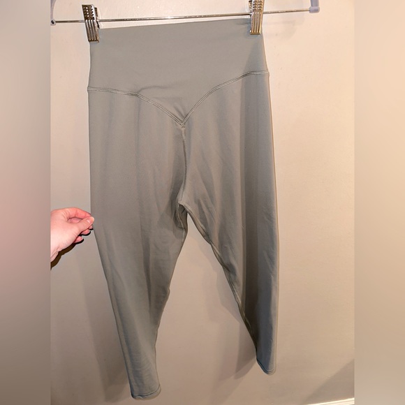 Green, Kamo high waisted leggings. Size medium. - Picture 2 of 3